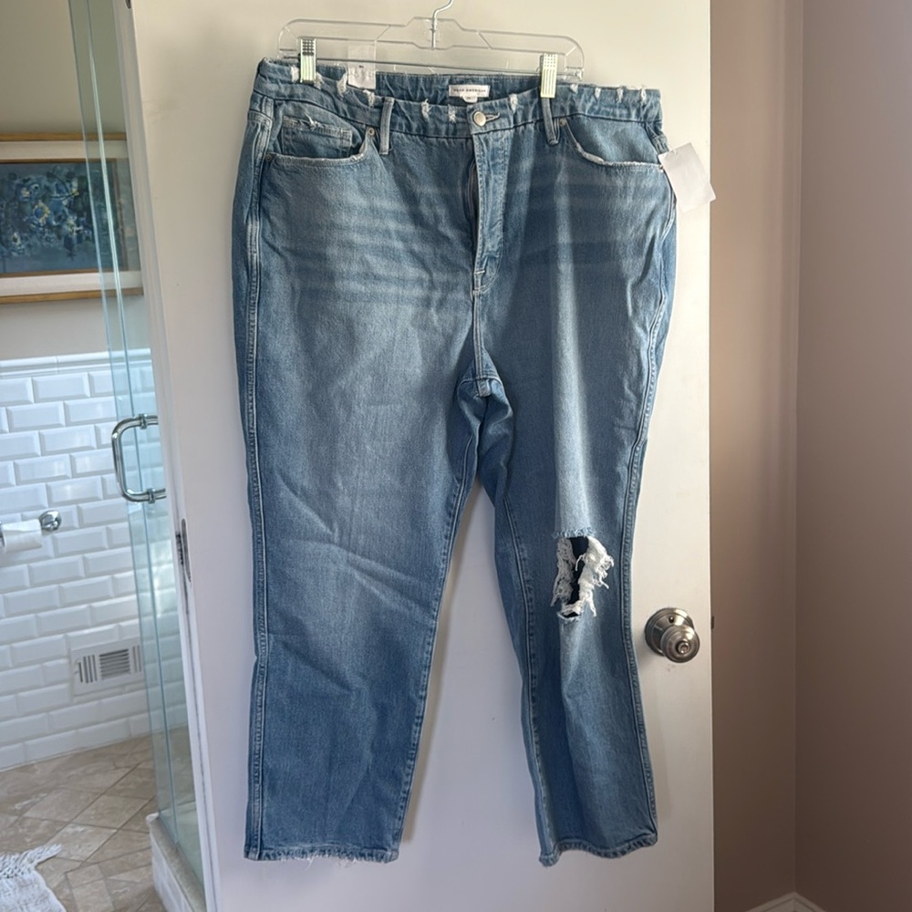 New with Tags Good American Distressed Jeans.